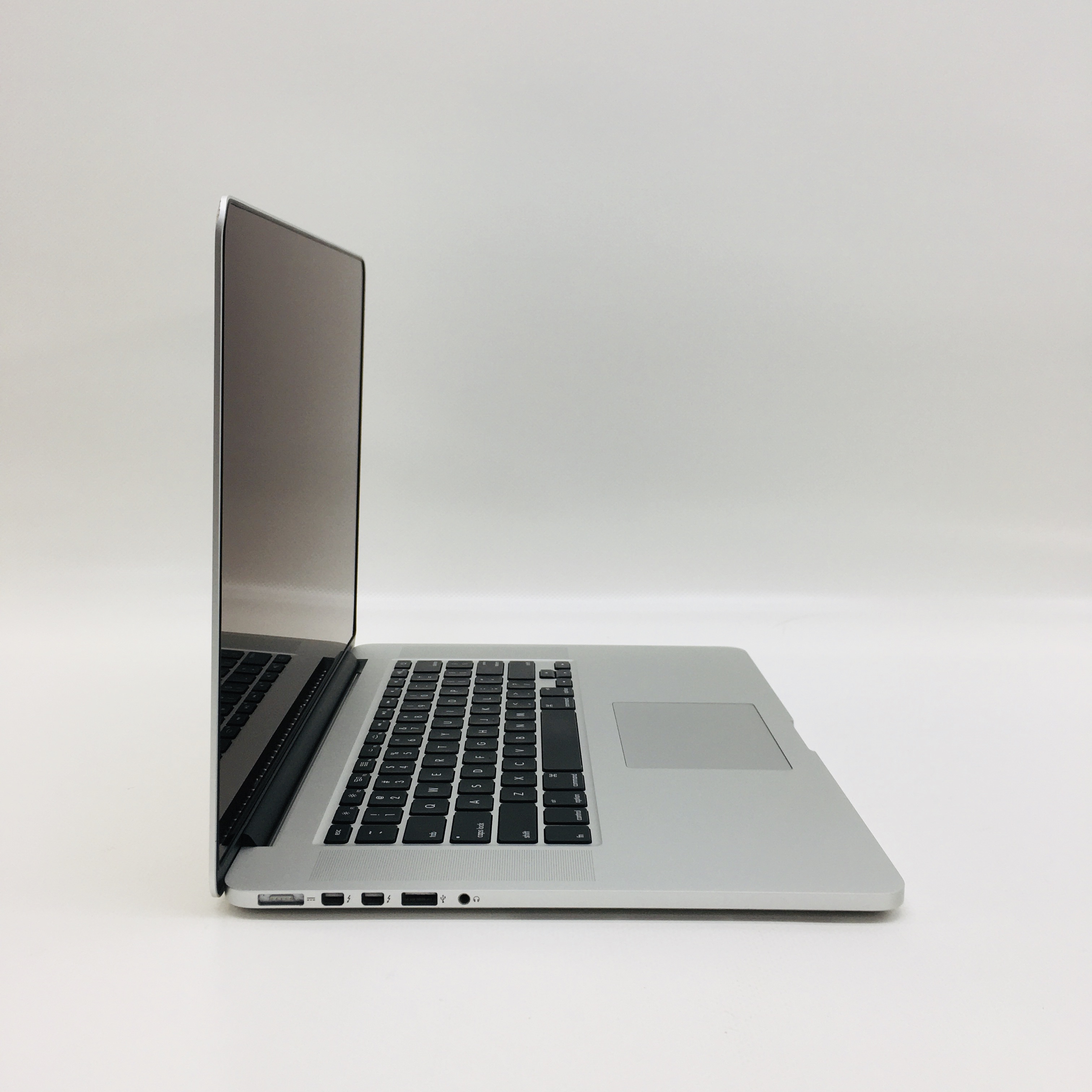 MacBook Pro Retina 15" Mid 2015 (Intel Quad-Core i7 2.5 GHz 16 GB RAM 1 TB SSD), Intel Quad-Core i7 2.5 GHz, 16 GB RAM, 1 TB SSD, image 2